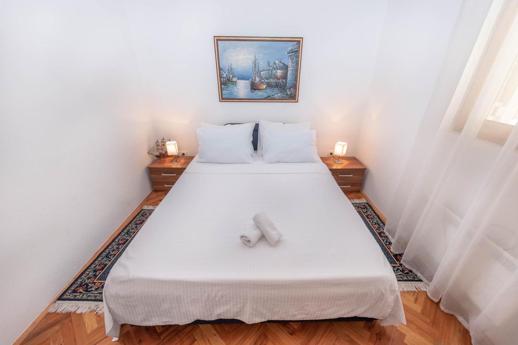 S&P City Center Apartments Kotor Eksteriør bilde