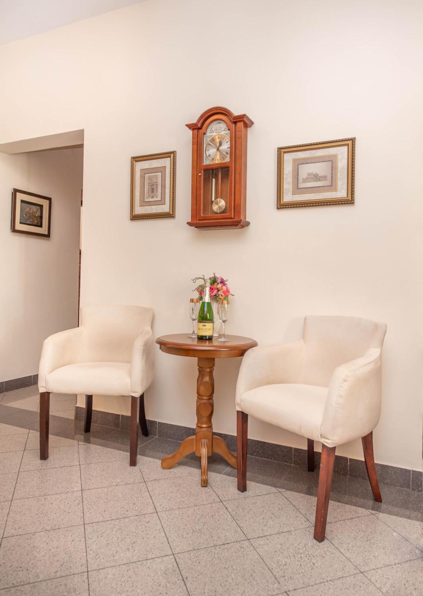 S&P City Center Apartments Kotor Eksteriør bilde