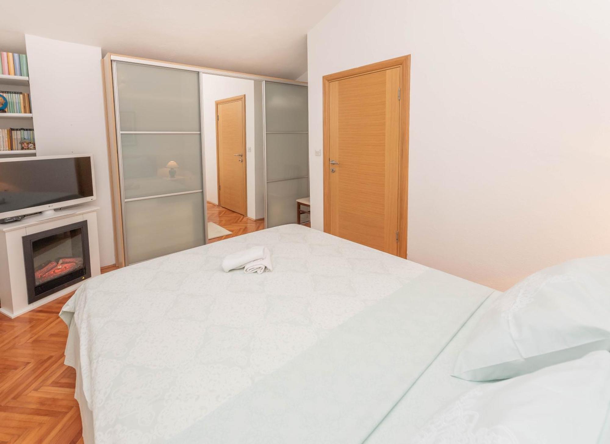 S&P City Center Apartments Kotor Eksteriør bilde