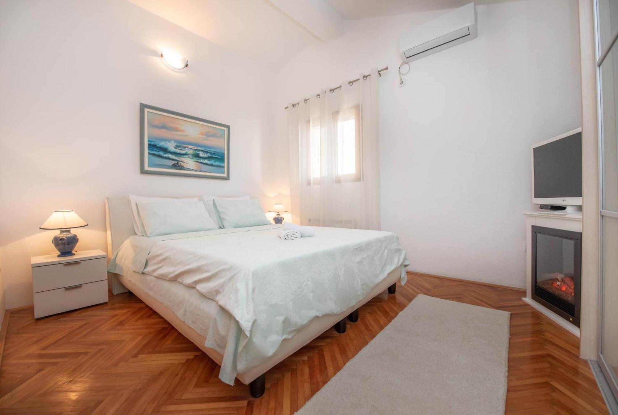 S&P City Center Apartments Kotor Eksteriør bilde