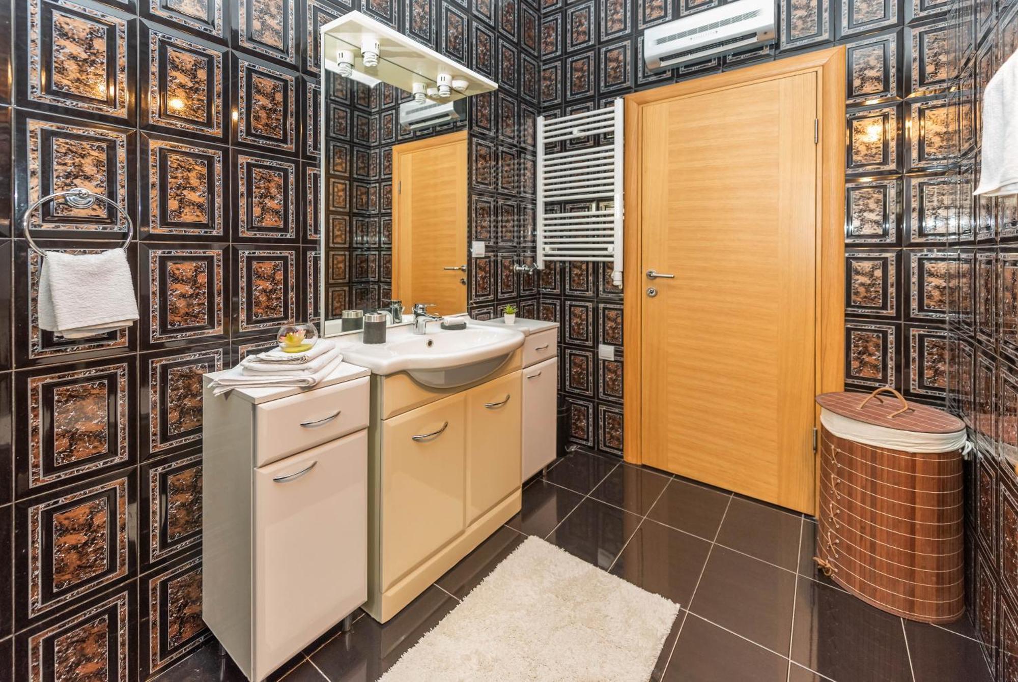 S&P City Center Apartments Kotor Eksteriør bilde